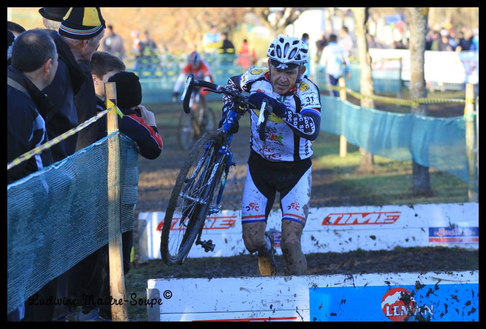 Championnat Rhône Alpes de cyclo-cross à Montferrat (38)