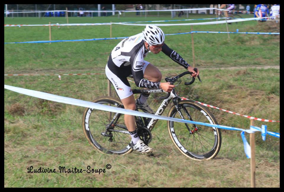 Cyclo-cross de Montrevel : une cinquantaine de coureurs et un beau vainqueur.